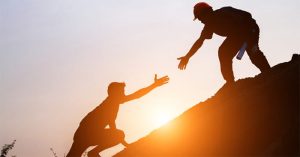 Nhung cau chuyen tu te nho giup xa hoi dang song hon