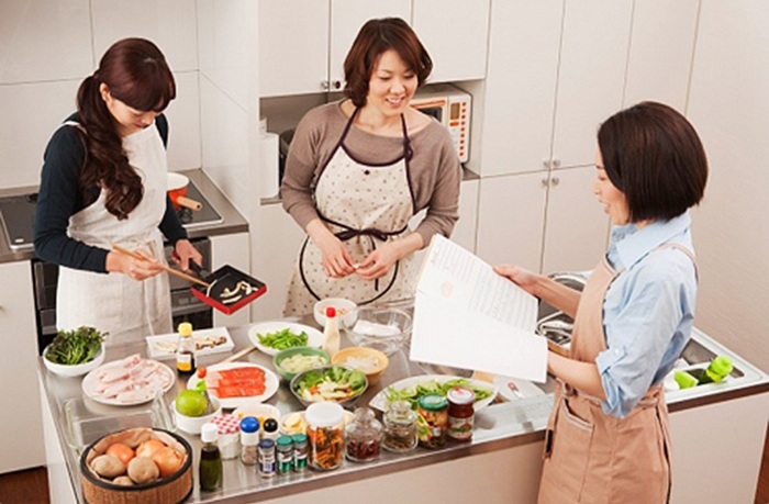 Phụ Nữ Hiện Đại: Chăm Chồng Con Giỏi Nhưng Đừng Quên Chăm Chính Mình Phụ nữ hiện đại: Chăm chồng con giỏi nhưng đừng quên chăm chính mình